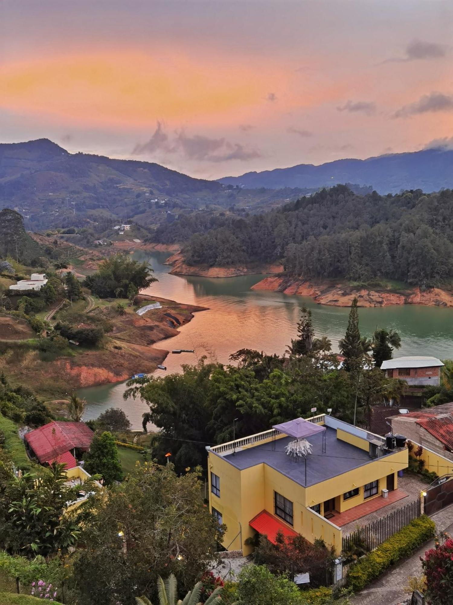 Hermosa En Guatapé